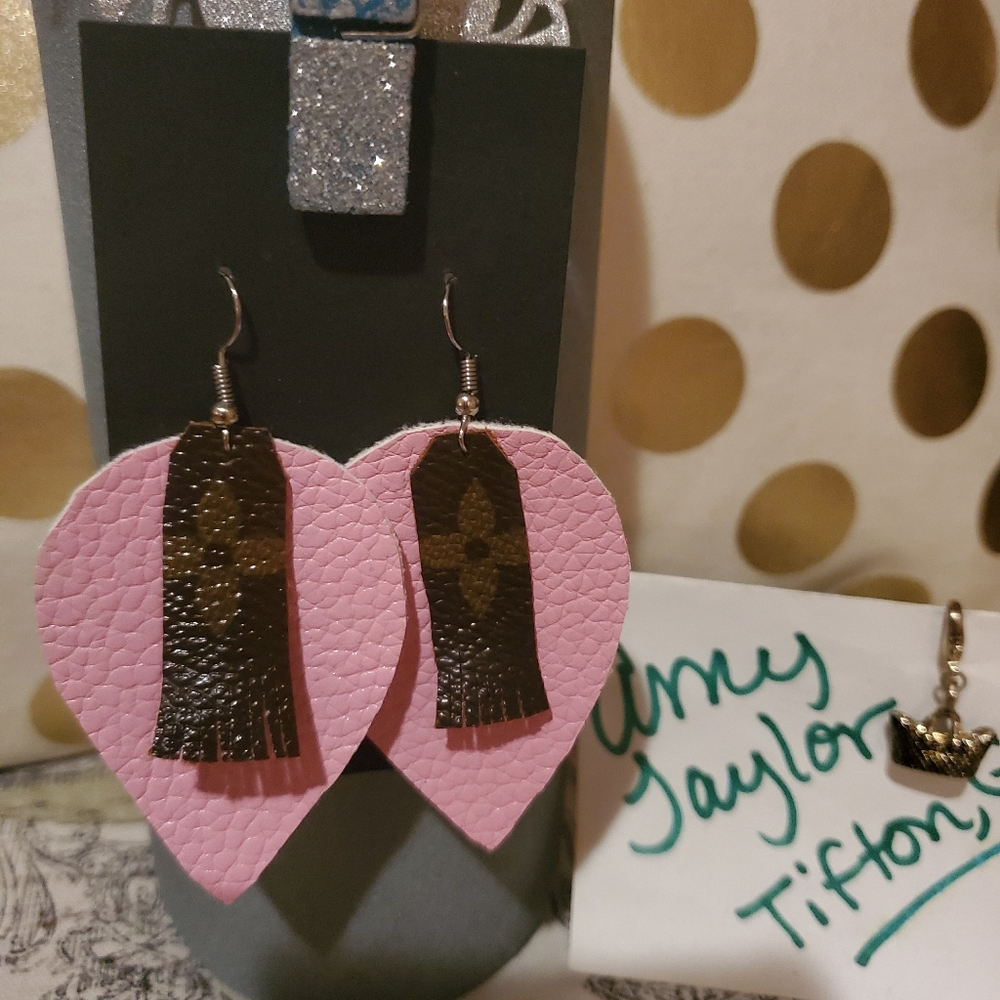Handmade earrings light pink